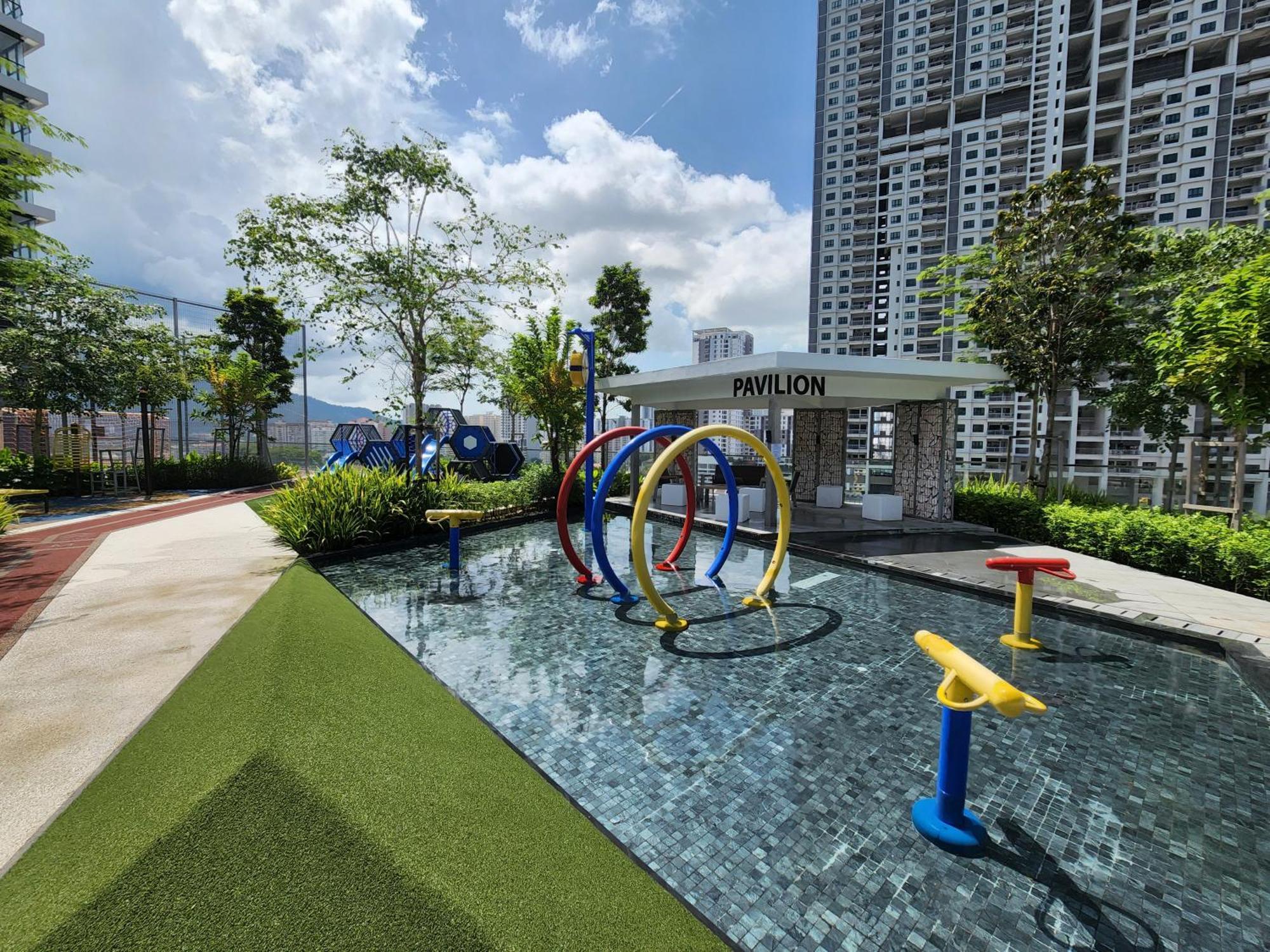 Urban Suites - Penang Jelutong Kültér fotó